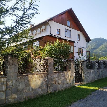 Зима-Літо Hotel Slavske Exterior photo