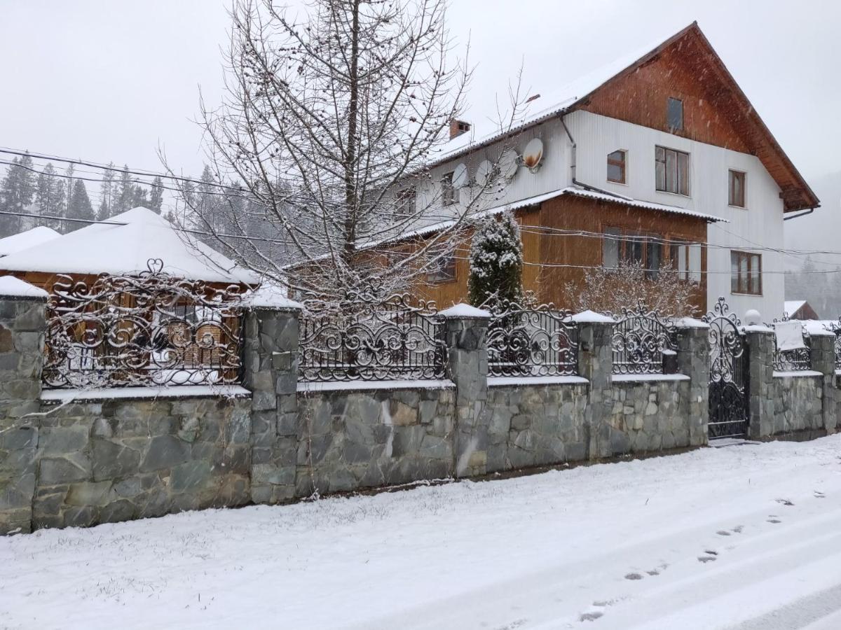 Зима-Літо Hotel Slavske Exterior photo