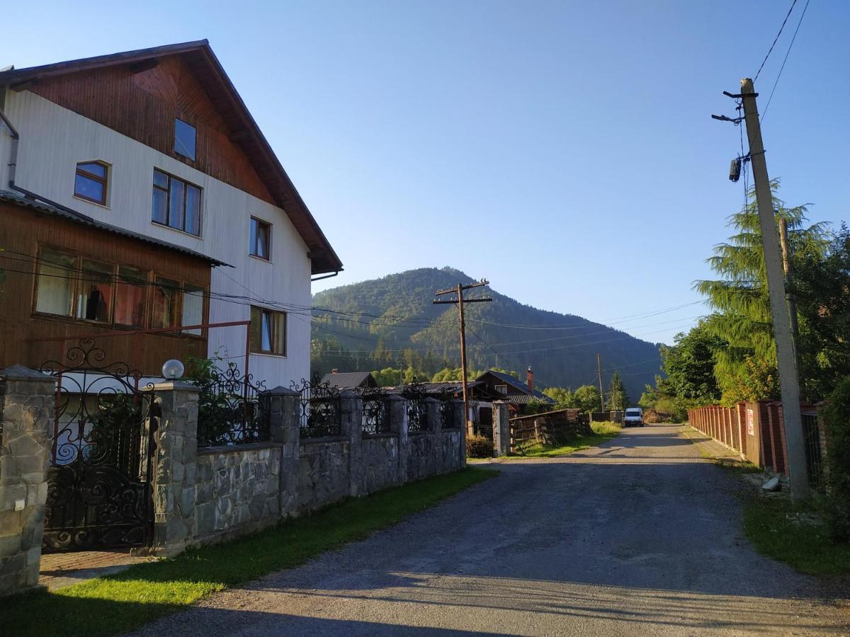 Зима-Літо Hotel Slavske Exterior photo